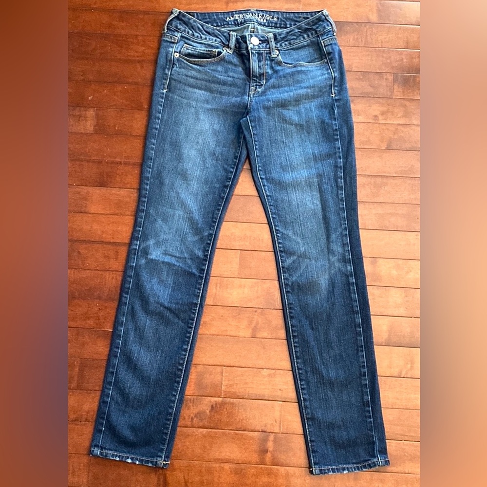 American Eagle Skinny Stretch Blue SZ 4 Indie Minimalist Everyday Denim Jeans